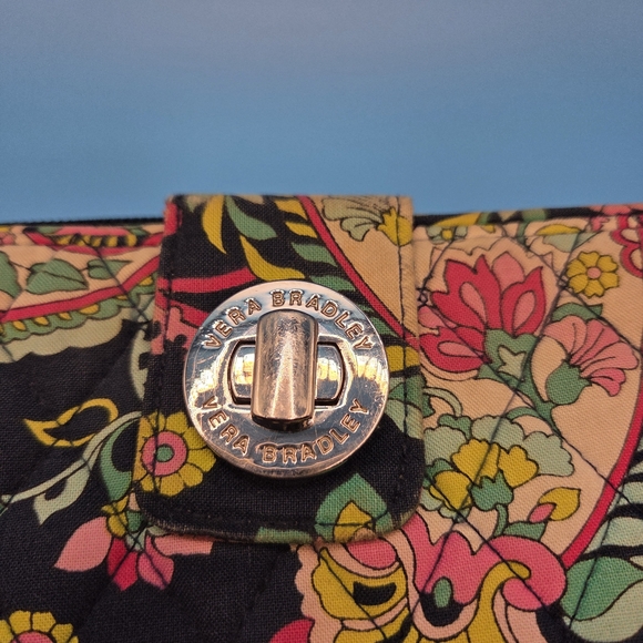 Vera Bradley Turnlock Wallet in Petal Paisley Pattern. - Picture 2 of 7